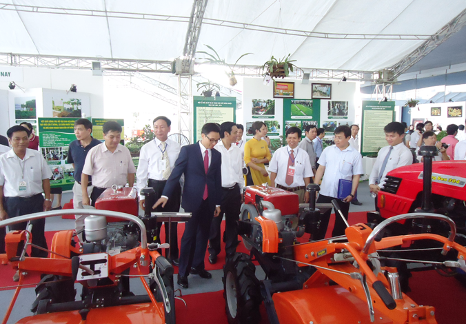 Máy nông nghiệp TAMAC dự triển lãm kỷ niệm 60 năm Hà Nội